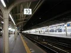 ���w�P�O�Ԑ��ƌ������͂P�P�Ԑ�