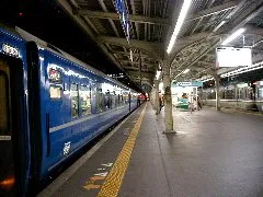 �z�[���̋��